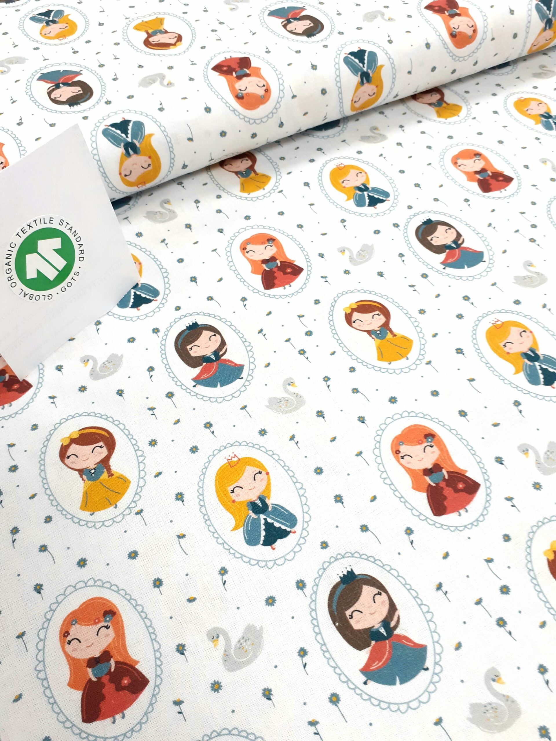 tissu coton imprimé BIO et OEKOTEX motifs PRINCESSES