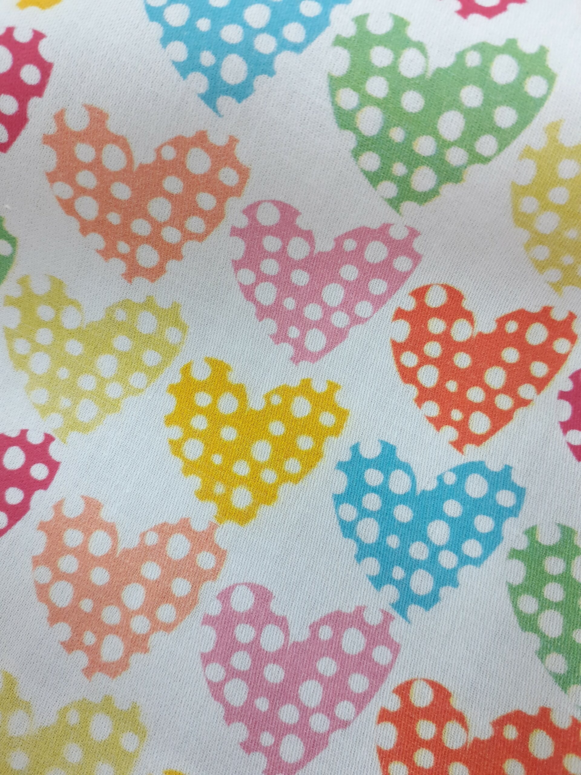 tissu coton oekotex imprimé AGATHA RUIZ DE LA PRADA pour coudre vêtements et petites créations Déco DIY