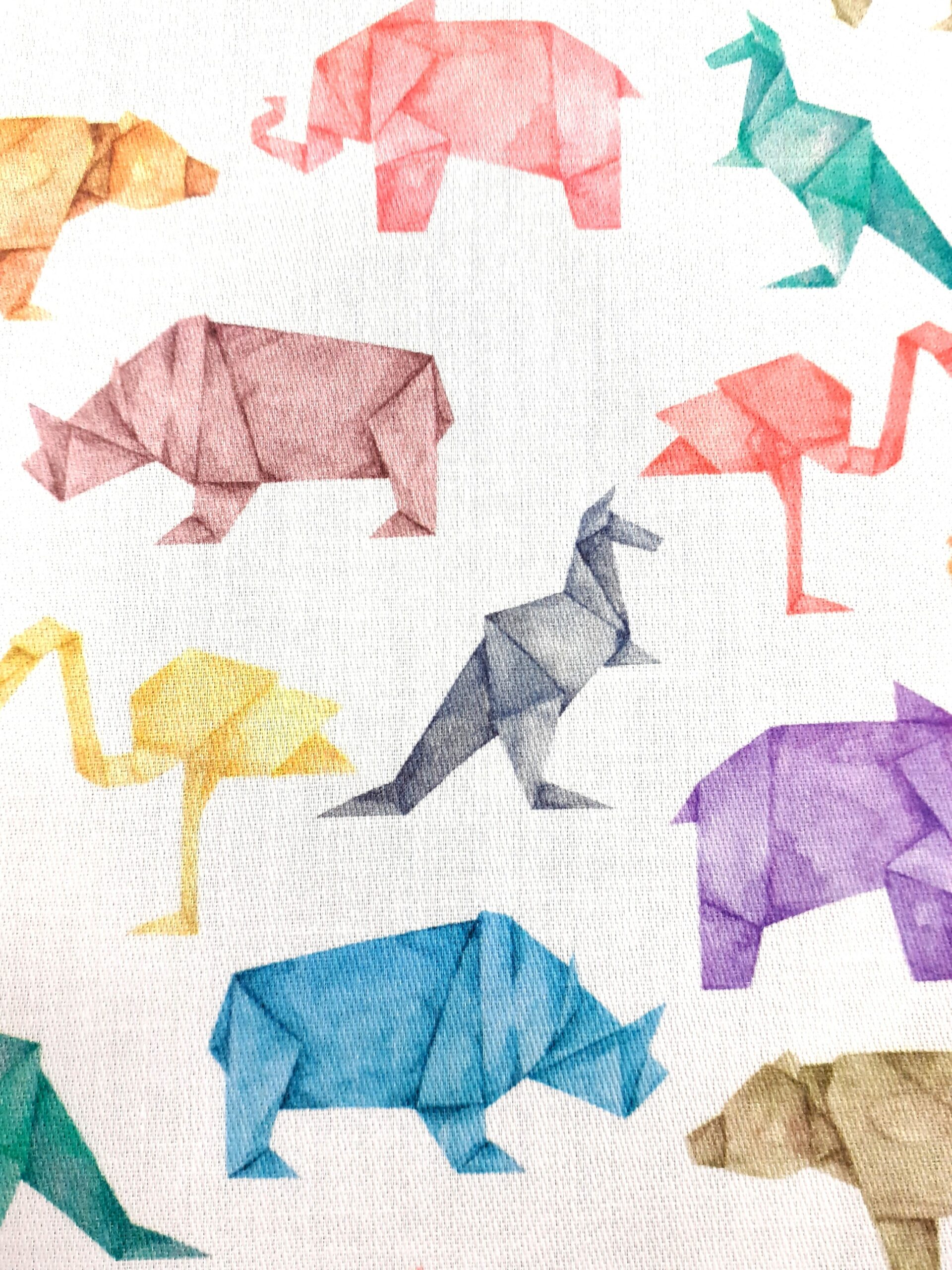 tissu coton oekotex imprimé ORIGAMI FOND BLANC pour coudre vêtements et petites créations Déco DIY