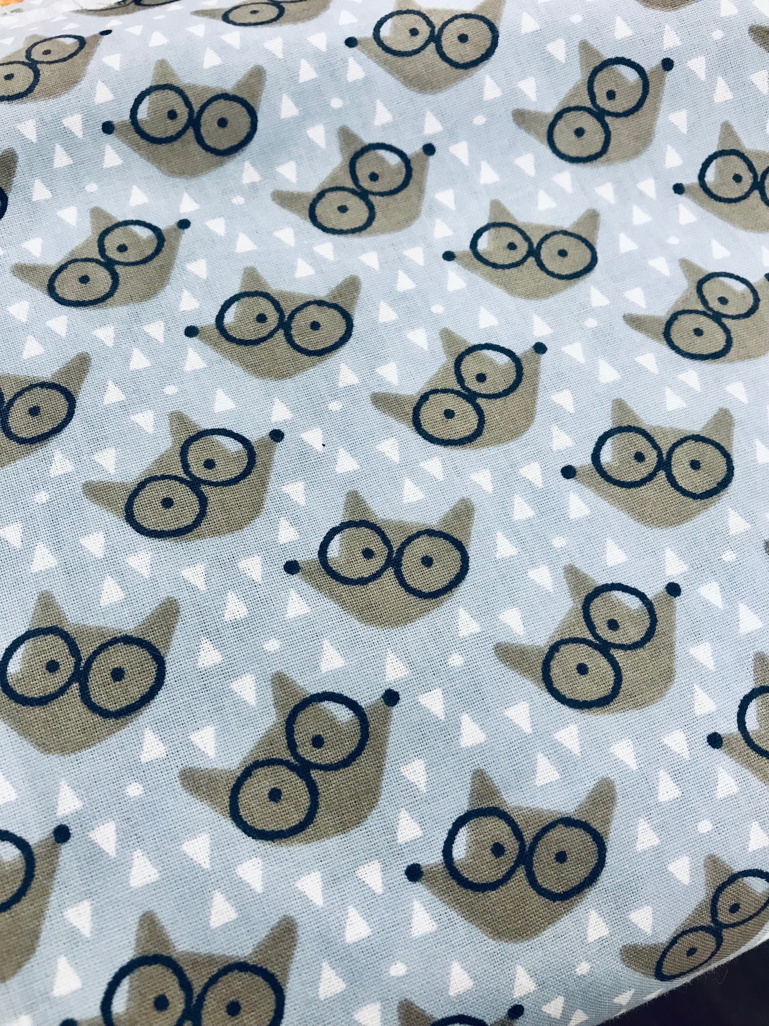 tissu léger en coton imprimé motifs enfantins garanti oekotex en largeur 140cm