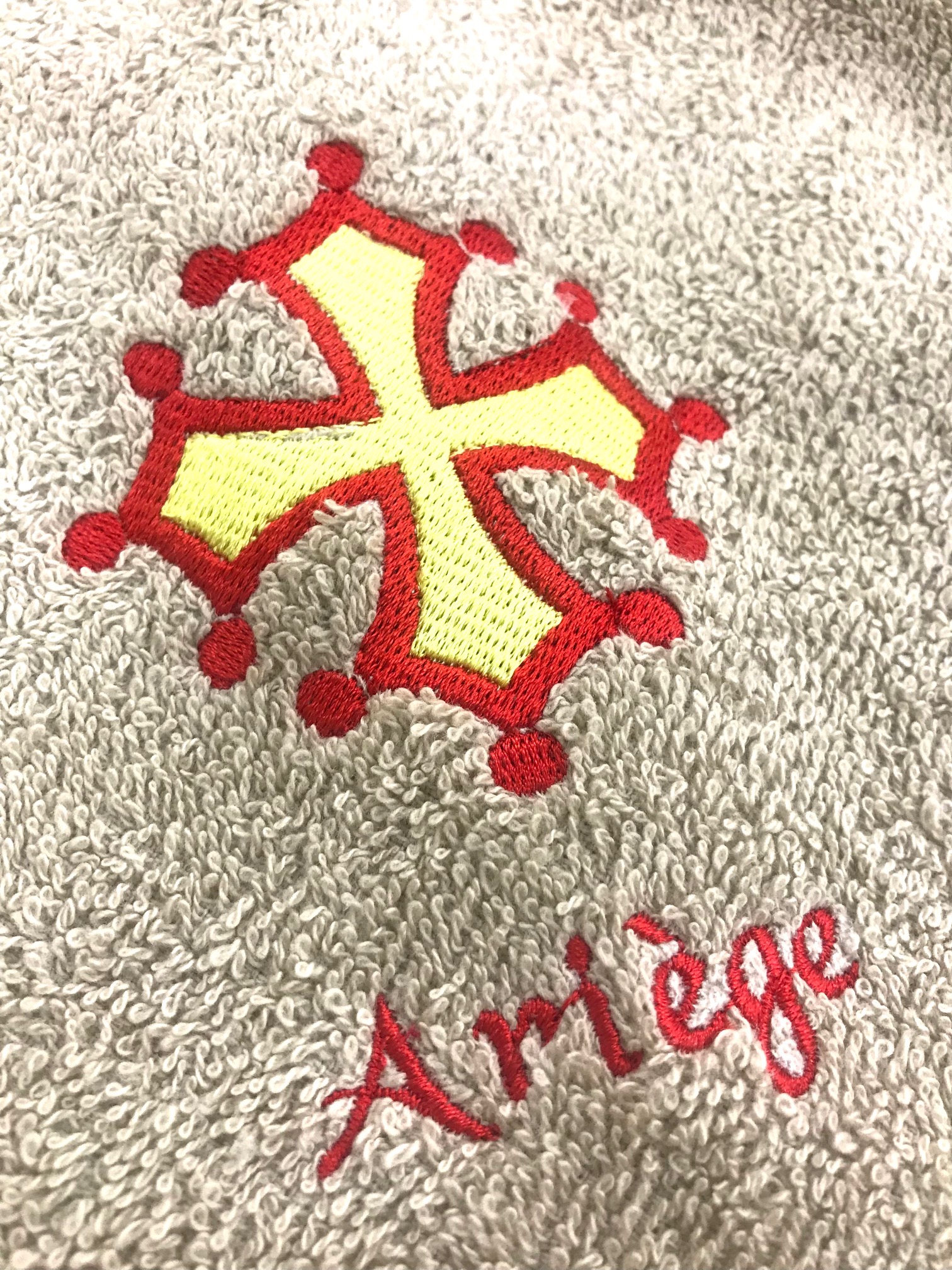 torchon CAZAMEA made in Ariège Broderie au choix MONTSEGUR LAVELANET ARIEGE
