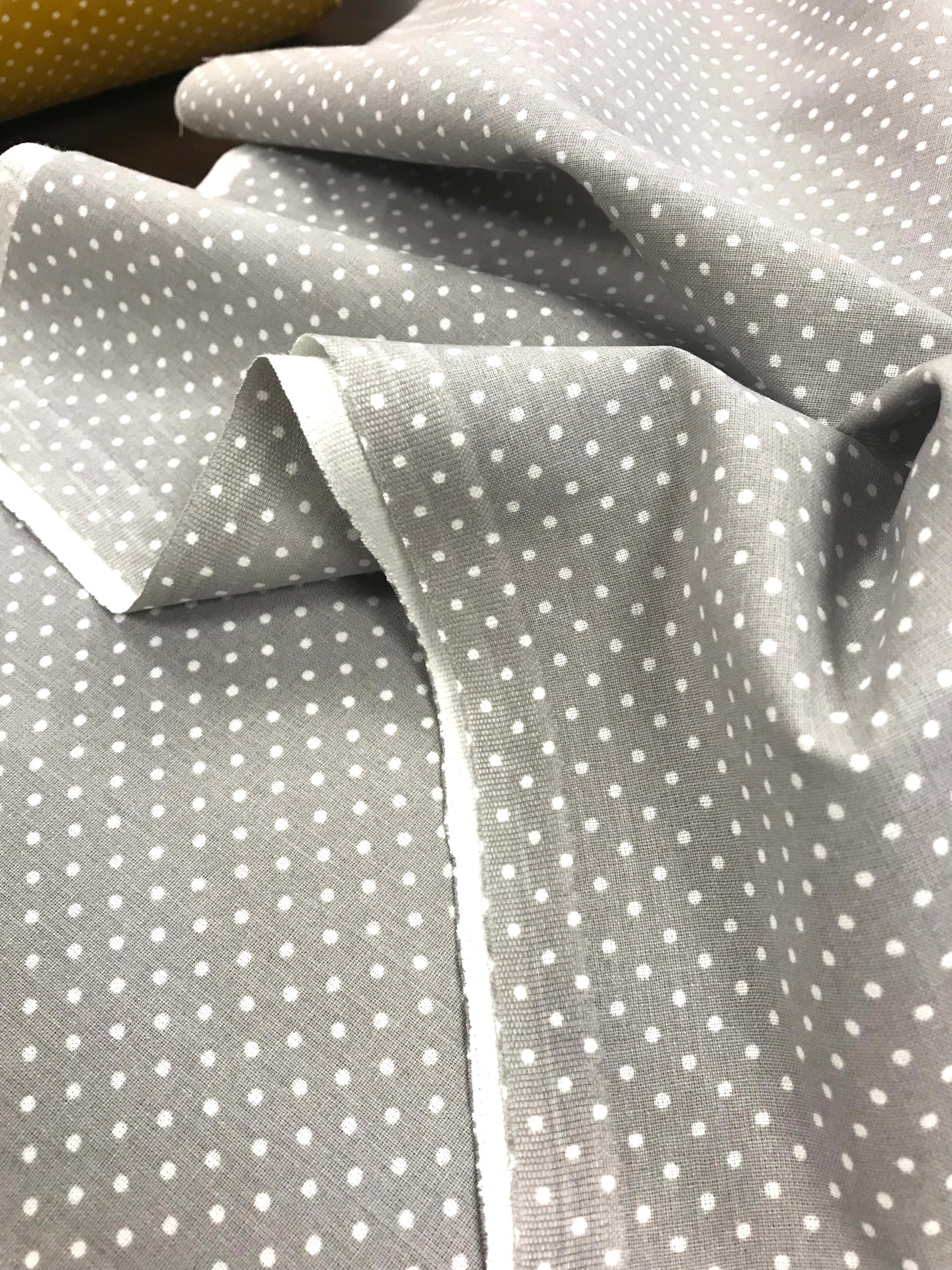 tissu coton pois gris REF PISELLI