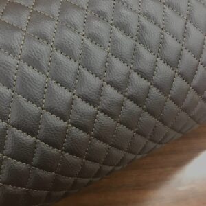tissu similicuir effet matelassé coloris marron chocolat
