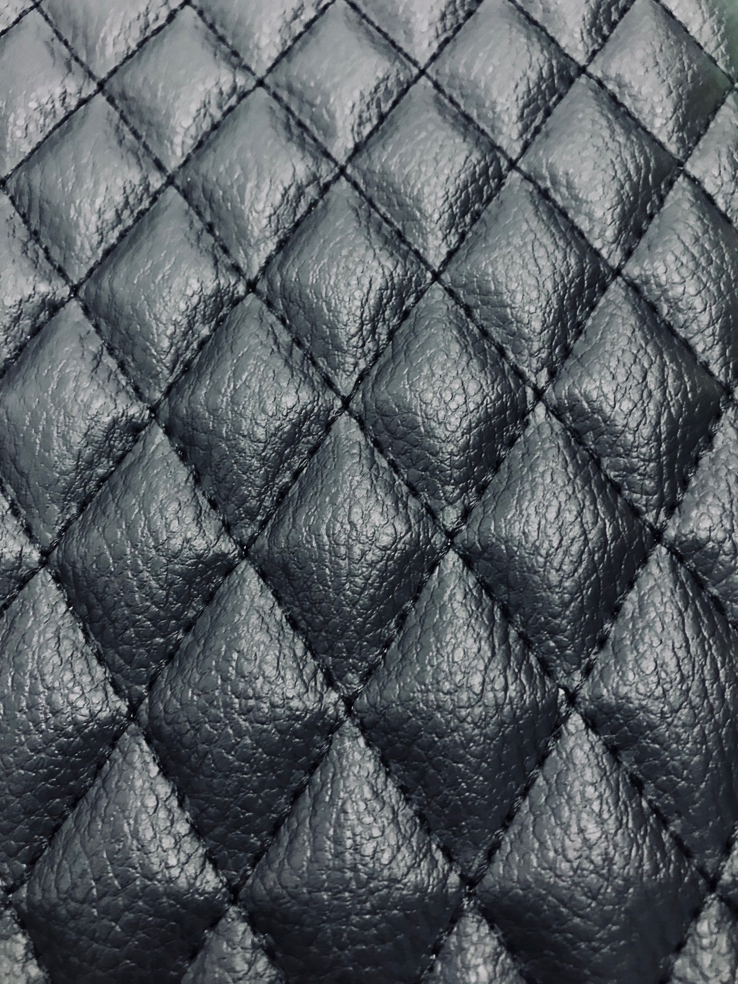 tissu similicuir effet matelassé coloris noir