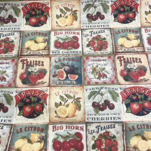 Tissu épais en polyester imprimé motifs Fruits Rouges façon Vintage