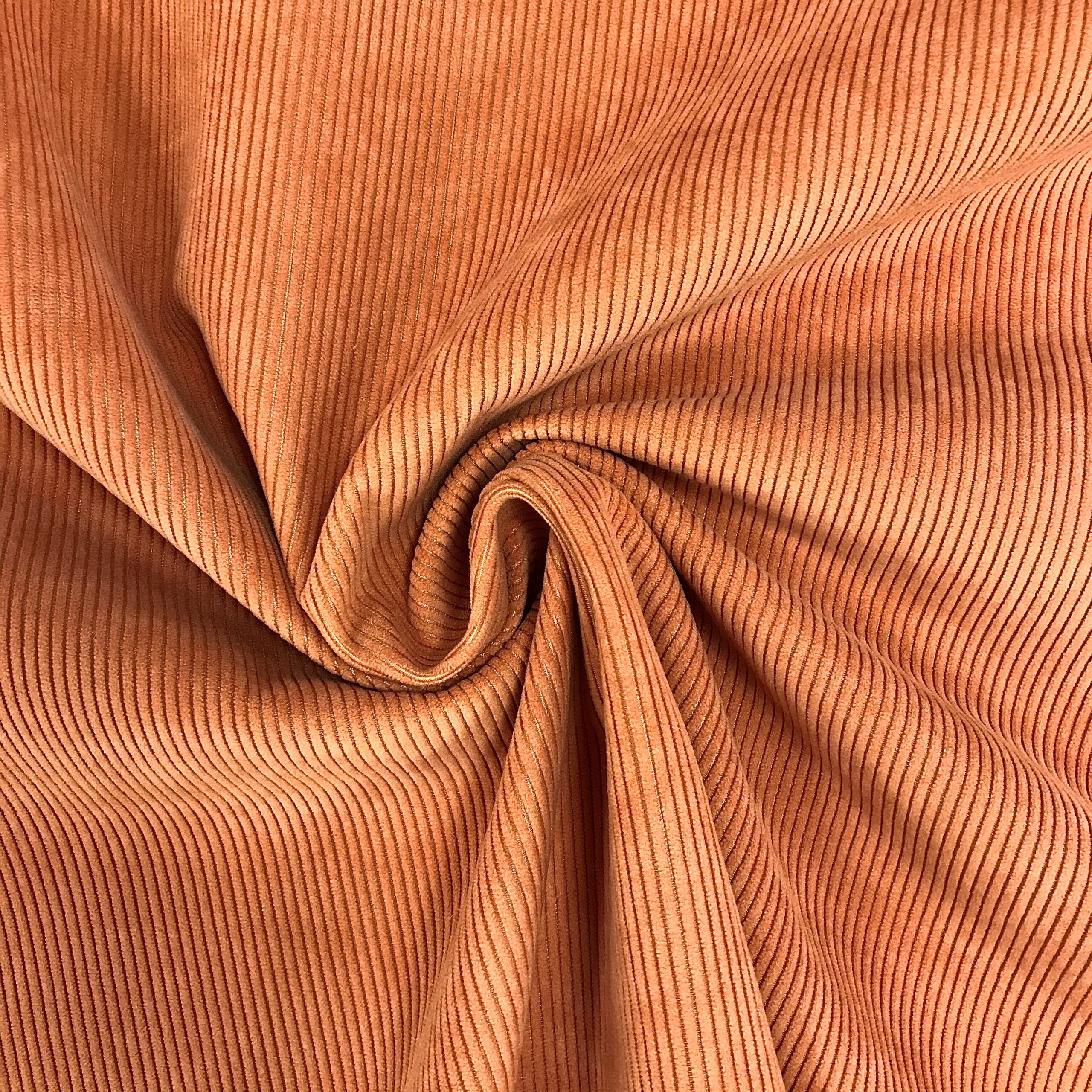 Velours côtelé modèle Starsky couleur orange